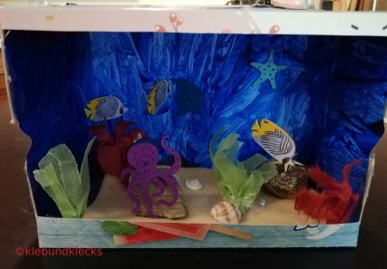 sekbstgebasteltes Aquarium zum Spielen