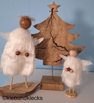 Flausch-Engel aus Styropor-Ei und Langhaar-Plüsch