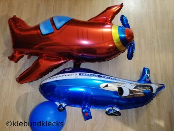 Luftballon in Flugzeugform
