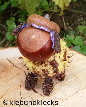 Herbstmännchen-Schaf aus Kastanien