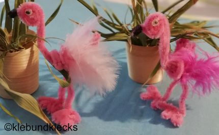 Flamingos aus Pfeifenputzern