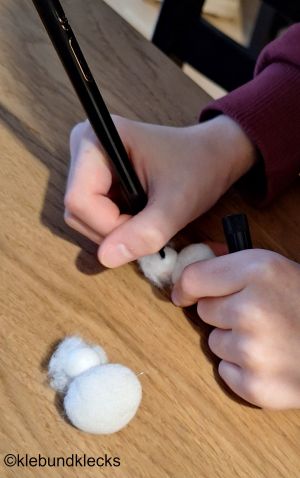 Schafe aus Pompon und Kugel