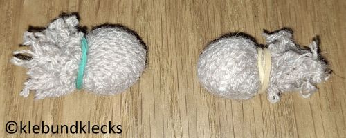 Nase der Strickschlauch-Schafe gestalten