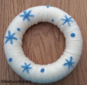 winterlicher Türkranz