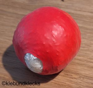 Luftballone über Reiskugel stülpen