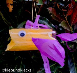 Leucht-Fische aus PET-Flaschen