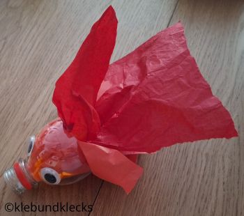 Leucht-Fisch aus PET-Flasche und Seidenpapier
