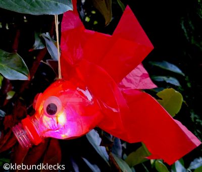 Leucht-Fische aus PET-Flaschen