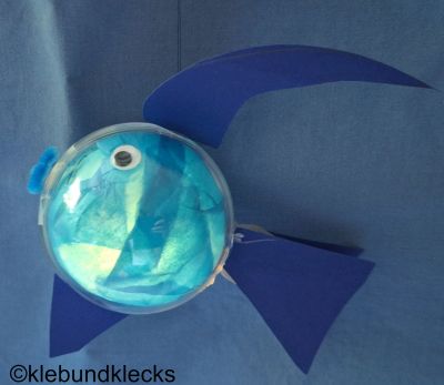 Leucht-Fische aus Arylkugeln