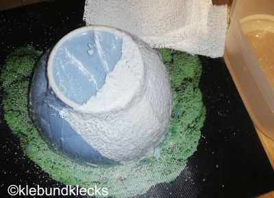 Schalen aus Schüssel und Gipsbinden