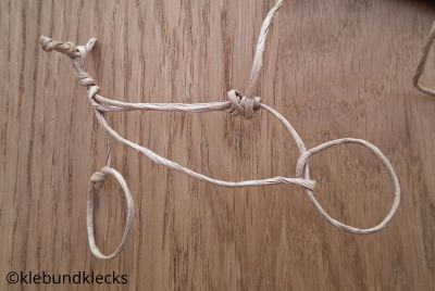 Rad aus Papierdraht formen