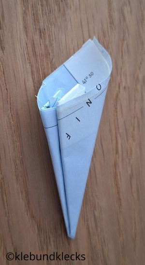 Mittig zusammenkleben